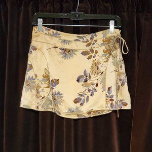 Ambercrombie and Fitch Y2K Silk Miniskirt